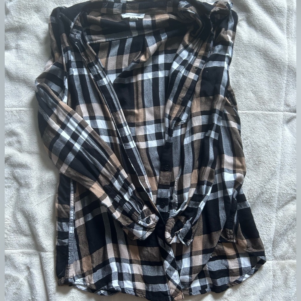 Medium button up shirt